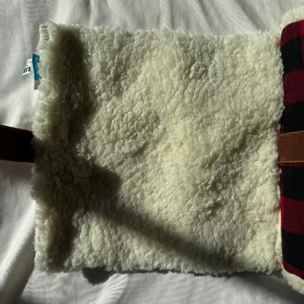 NWOT Bark Box Hygge Snuggler Blanket Squeak Toy, Red and Black Plaid, Large Dog